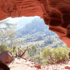 Torrelles de Llobregat i les Coves de Can Riera